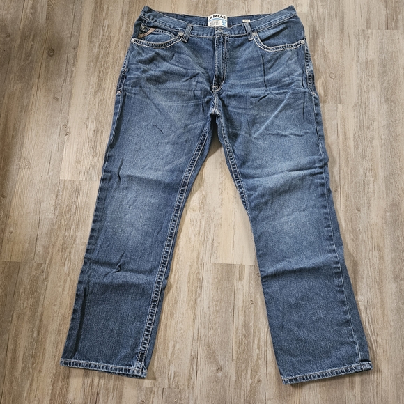 Ariat Mens M2 Traditional Boot Cut Denim Jeans 40x32 - Picture 2 of 8
